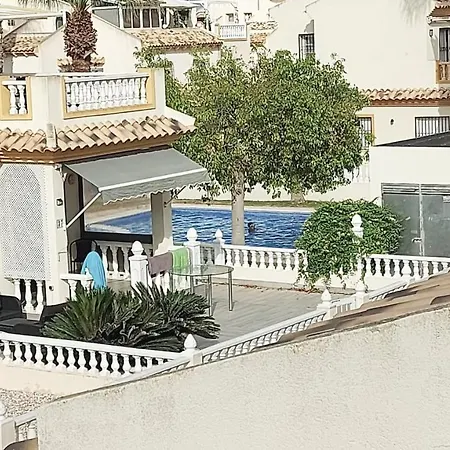 Preciosa Casa En La Zenia Orihuela Costa Holiday home Alicante