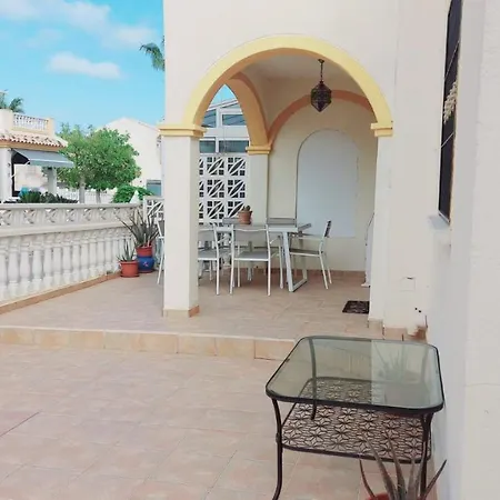 Preciosa Casa En La Zenia Orihuela Costa Holiday home Alicante
